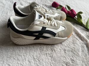 De Florence Women’s DF Cloudea Colorblock Lace Low Top Size 7